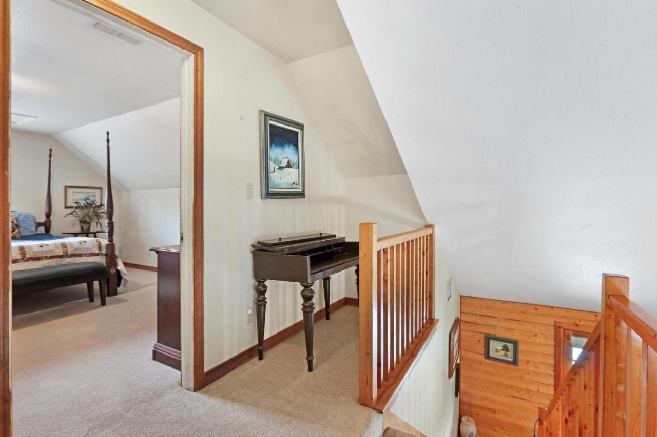 Double D Cottage Mount Gainor Экстерьер фото